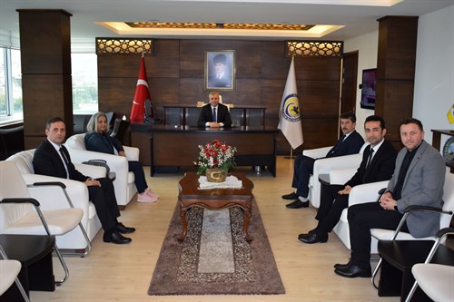 ERBAA İLÇESİNDEN ESKİ  ÇALIŞMA ARKADAŞLARI KAYMAKAMIMIZI ZİYARET ETTİ